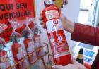 Suspensa há 4 anos, obrigatoriedade do extintor veicular divide opiniões