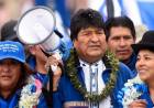 Evo Morales é reeleito presidente da Bolívia