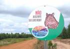 EXEMPLO DE CIDADANIA – Rancheiros do Água Tirada instalam placas de orientação sobre animais silvestres e descarte de lixo