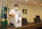 Prefeito “fura fila” da vacina para Covid-19 é eleito presidente da Assomasul