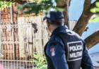 Galinha acaba 'espetada' em portão e briga de vizinhas vira caso de polícia em Campo Grande