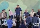 Bolsonaro ganha cesta de agricultores durante entrega de títulos em MS