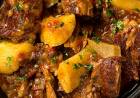 Vaca atolada suculenta e menos gordurosa com poucos ingredientes