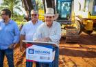 Guerreiro assina ordem de serviço para obras de drenagem e pavimentação no Paranapungá