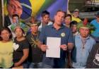Indígenas declaram apoio a Contar que, em campanha pelo interior, pede votos para ele e para Bolsonaro