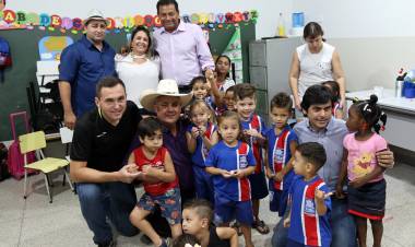 Vereador SGT Rodrigues e o Vice Prefeito Paulo Salomão sempre apoiando o Prefeito Angelo Guerreiro nas reinaugurações de obras