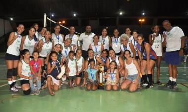 Dose Dupla: Biocito é a campeã 2019 do Campeonato Municipal de Voleibol masculino e feminino