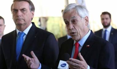Chile enfrenta maior revolta social das últimas décadas; 11 já morreram; Latam cancela voos