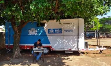 Equipe do Castramóvel já se encontra no pátio da Escola Estadual “Fernando Corrêa”