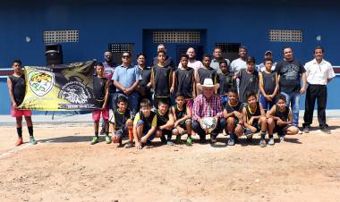 Moradores do Bairro Alto da Boa Vista ganham campo de futebol totalmente readequado