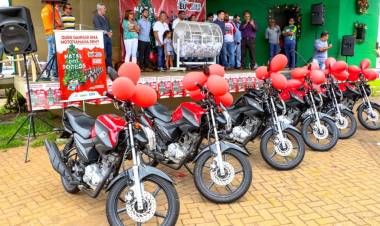 NATAL DOS SONHOS: Mais de 150 mil cupons de consumidores participaram do sorteio de seis motocicletas