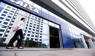 ECONOMIA Caixa paga hoje (26) segunda parcela de auxílio emergencial