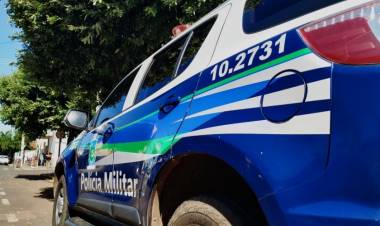 Ladrão desmaia e morre na rua após pular muro com cerca elétrica para fugir