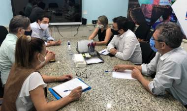 SINTED REALIZA REUNIÃO COM A ADMINISTRAÇÃO MUNICIPAL SOBRE A CONTRATAÇÃO DE PROFESSORES DE PROJETOS SOCIOEDUCACIONAIS