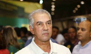 Reinaldo tenta mudar notícia do uso de avião que fez paciente perder rim e leva ‘aula’ na Justiça