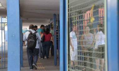 Governo faz reunião com Comitê de Educação e decide em 15 dias sobre aulas presenciais em MS