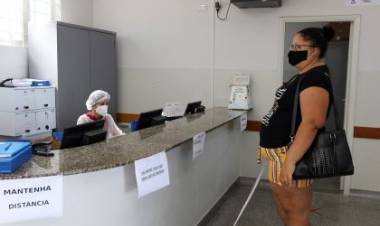 RECESSO DE FINAL DE ANO – Clínicas e Postos de Saúde atendem normalmente até o meio dia da véspera de Natal e Ano Novo