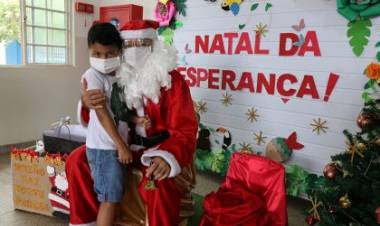 CEI Professora “Lilian Márcia Dias” realiza projeto “Natal da Esperança” trabalhando amor e solidariedade com as mais de 180 crianças