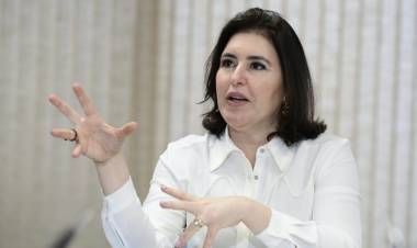 Após perda de apoio no MDB, Tebet lança candidatura independente à presidência do Senado