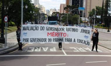 Governo recua e suspende início das aulas presenciais