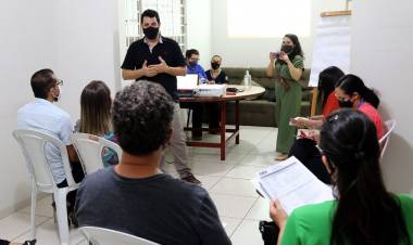 Família Acolhedora realiza capacitação para novas famílias em Três Lagoas