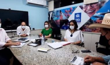 Afastamentos de servidores comprometem protocolo de segurança nas escolas e Prefeito e secretários de TL decidem suspender aulas da Rede Municipal por 15 dias