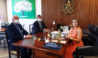 Apoio da senadora Soraya Thronicke viabiliza imóvel da União para Núcleo de Práticas Jurídicas da UEMS em Paranaíba