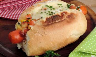 Cachorro-quente gratinado: opção perfeita para fazer já
