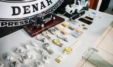 Garoto de 14 anos comandava boca de fumo em Campo Grande