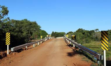 Ponte do Córrego Lagoa Amarela está 100% concluída