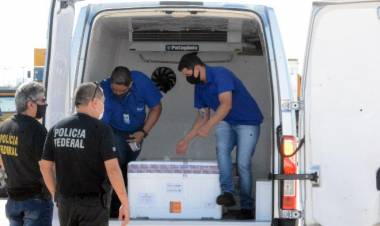 Vacinas da Janssen e Coronavac chegam nesta manhã e Pfizer à noite em Mato Grosso do Sul
