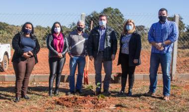 Vereadores prestigiam inauguração do Parque do Pombo