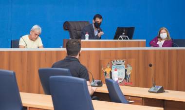 Comissão de investigação ouve médico e enfermeiro da UPA