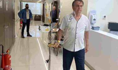 Bolsonaro evolui 'satisfatoriamente', mas continua sem previsão de alta