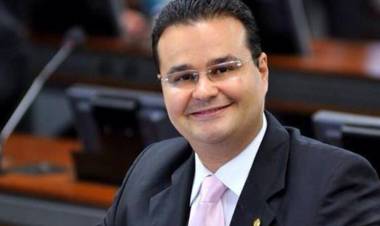 Único de MS em comissão, Fábio Trad vota contra parecer pelo voto impresso auditável
