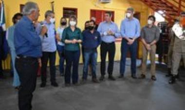 Vereadores acompanham inauguração do Corpo de Bombeiros em Ribas do Rio Pardo