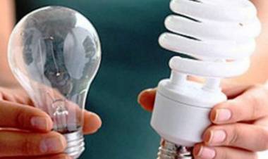 Elektro entrega kit de lâmpadas novas de LED nos bairros de Três Lagoas
