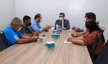 Presidente da Câmara recebe sub-secretário estadual da Juventude