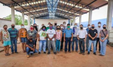 Agronegócio promove visita técnica com produtores rurais na Central de Comercialização da Agricultura Familiar de Três Lagoas