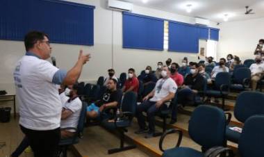 SMAS realiza palestra voltada aos homens pelo fim da violência contra a mulher