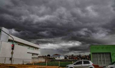 Inmet emite alerta de perigo com ventos de até 100km/h para 30 municípios de MS