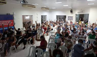 TRABALHADORES DA EDUCAÇÃO DA REDE MUNICIPAL APROVAM REAJUSTE SALARIAL EM ASSEMBLEIA NO SINTED