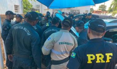 Diretoria de Trânsito ministra instrução Básica de Pilotagem em Motocicletas para o 3ª Bateria de Artilharia Antiaérea de Três Lagoas