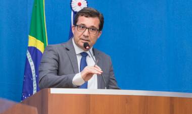 Dr. Cassiano indica censo quadrienal de autistas e mapeamento turítisco