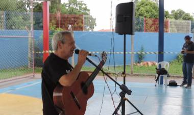 Geraldo Espíndola retoma Projeto ESCOLA CANTA MS pela Escola Municipal Parque São Carlos em Três Lagoas