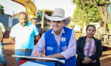 Guerreiro autoriza início da pavimentação da Vila Zuque