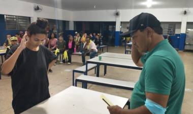 Passa e repassa mobiliza comunidade estudantil do Parque São Carlos