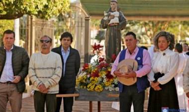 Dando início às festividades de 107 anos, Diocese de TL realiza missa de Santo Antônio