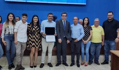 Gerente regional da Sanesul é homenageado pela Câmara de Vereadores de Três Lagoas