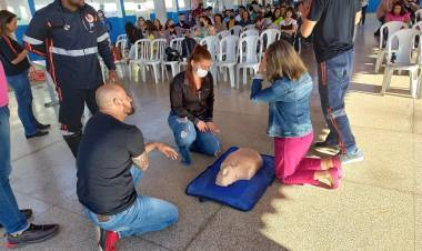 SAMU faz palestra para Professores da REME na Escola Municipal Parque São Carlos